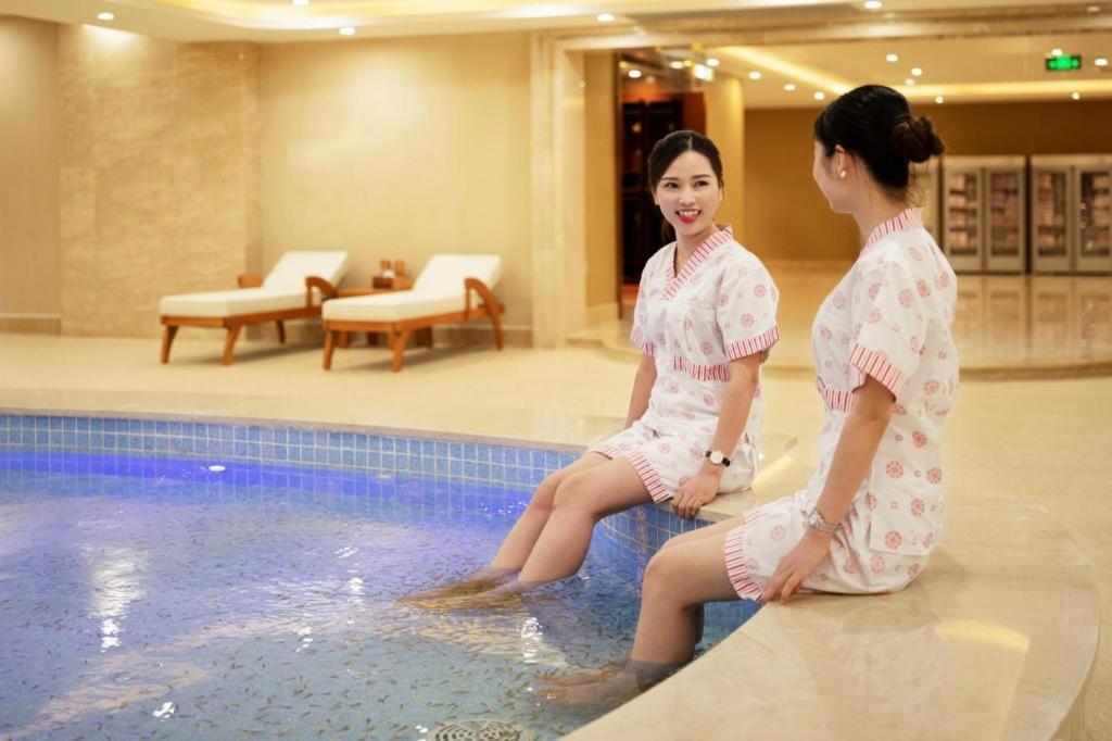 Cheermore Recreation Hotel Guangzhou Zhimao Yuan Ecological Spa Leisure Hotel Buitenkant foto