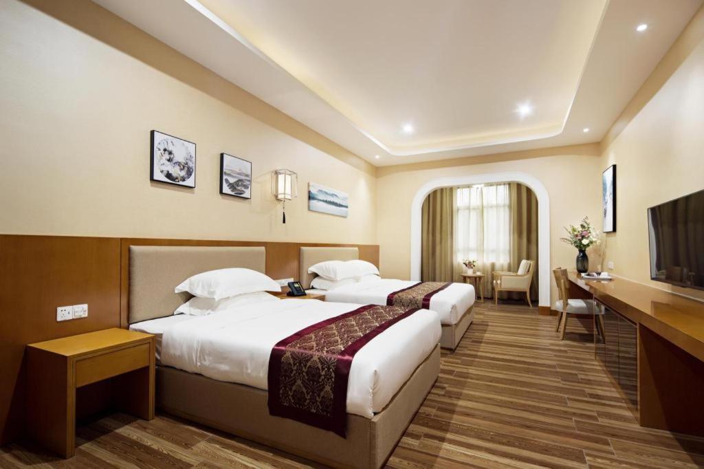 Cheermore Recreation Hotel Guangzhou Zhimao Yuan Ecological Spa Leisure Hotel Buitenkant foto