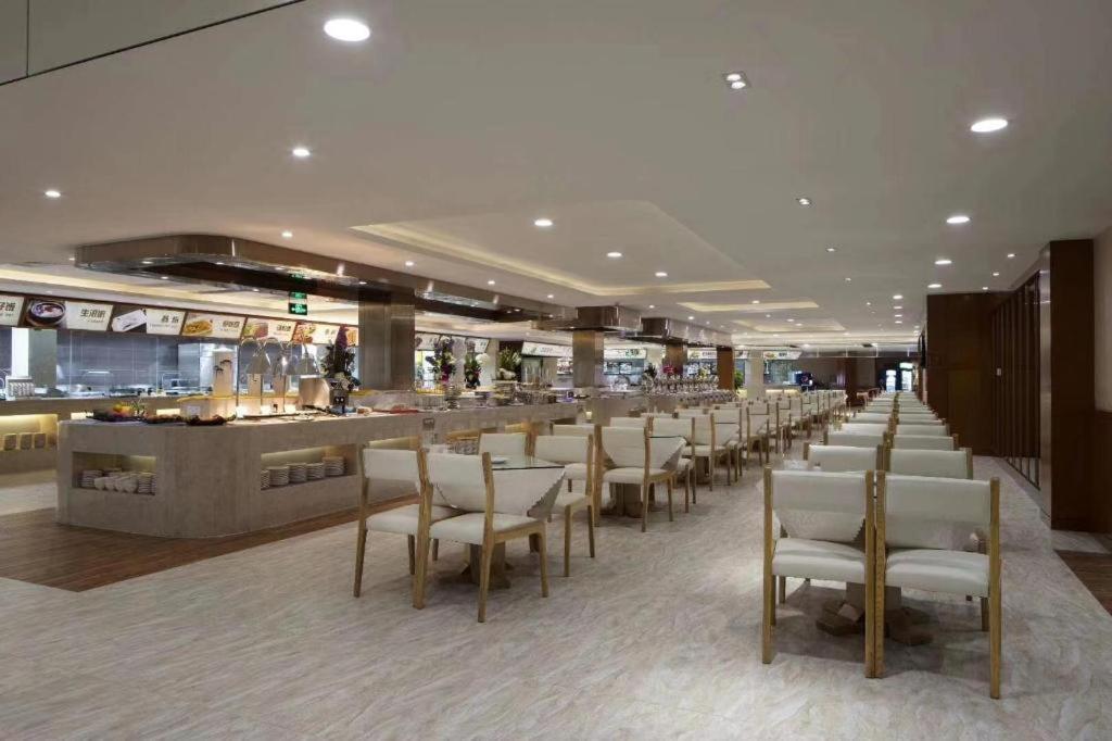 Cheermore Recreation Hotel Guangzhou Zhimao Yuan Ecological Spa Leisure Hotel Buitenkant foto