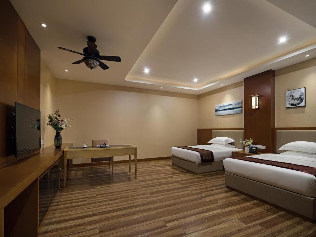 Cheermore Recreation Hotel Guangzhou Zhimao Yuan Ecological Spa Leisure Hotel Buitenkant foto