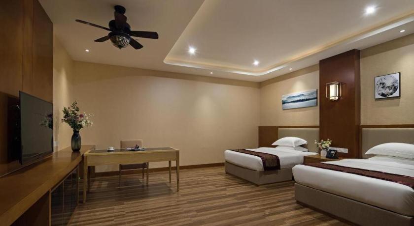 Cheermore Recreation Hotel Guangzhou Zhimao Yuan Ecological Spa Leisure Hotel Buitenkant foto