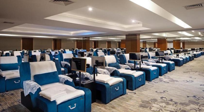 Cheermore Recreation Hotel Guangzhou Zhimao Yuan Ecological Spa Leisure Hotel Buitenkant foto
